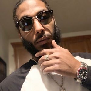 Meet your Posher, Angelo